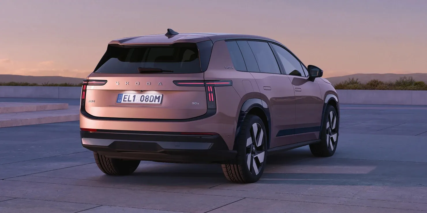 Trasera del nuevo Škoda Peaq