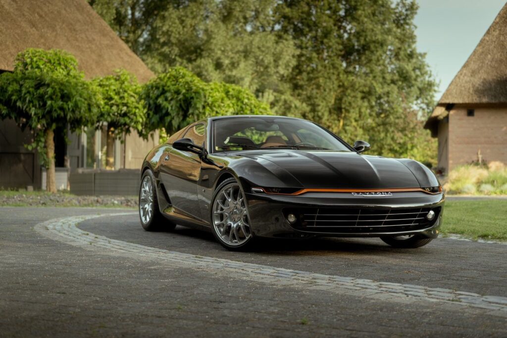 Niels Van Roij Daytona Shooting Brake Hommage
