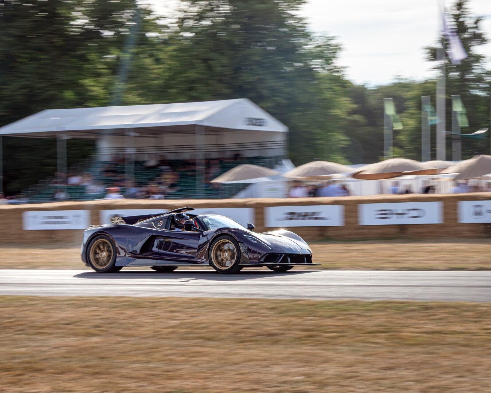 Hennessey Venom F5-M en acción durante el Goodwood Festival de Velocidad