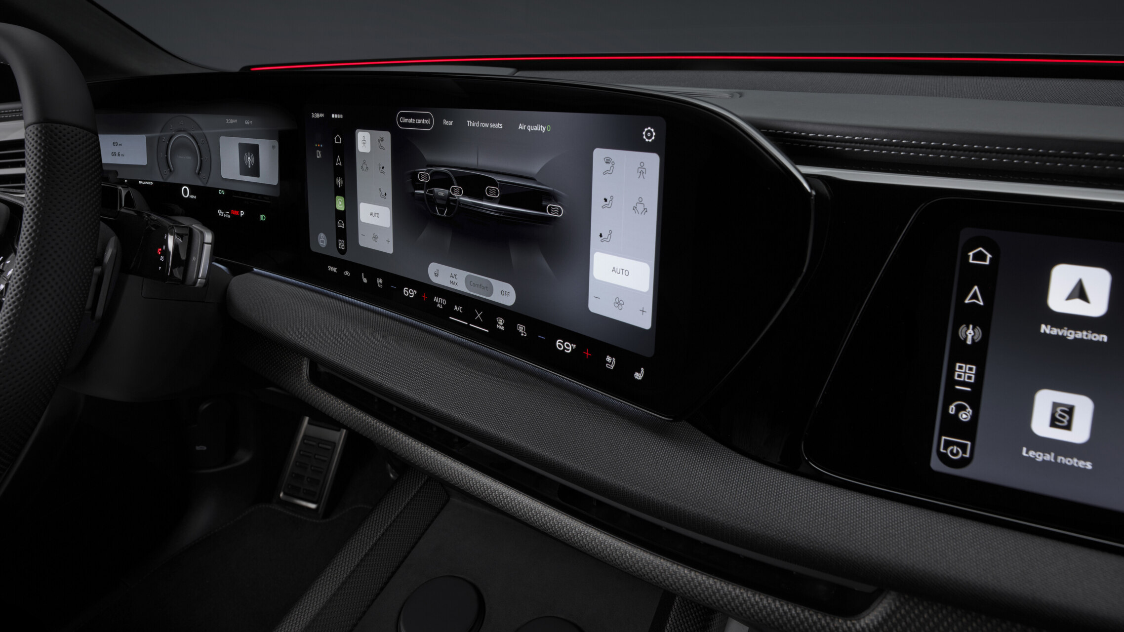 Interior del Audi Q9 mostrando tecnología avanzada y diseño elegante.