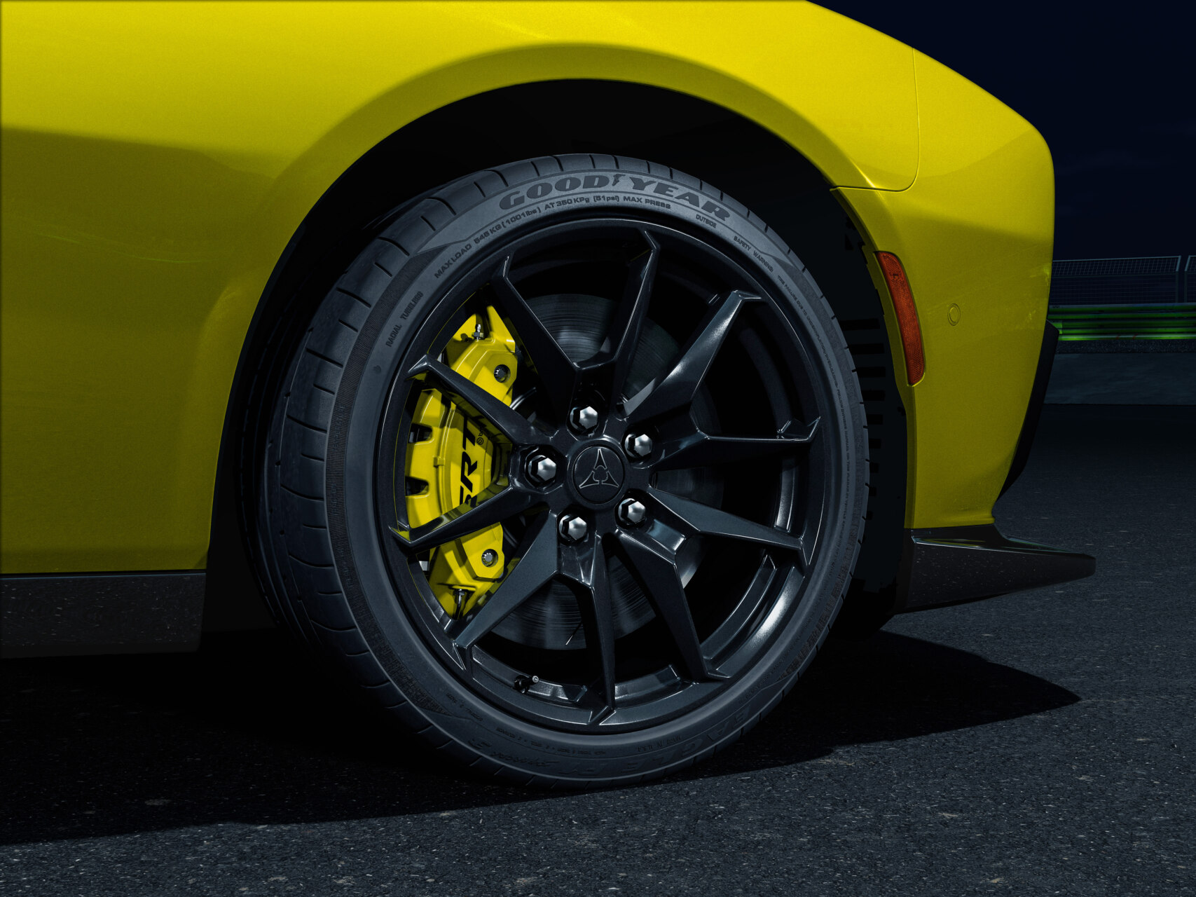 El Dodge Charger Super Bee 2027 incorpora llantas, frenos y suspensión mejorados.