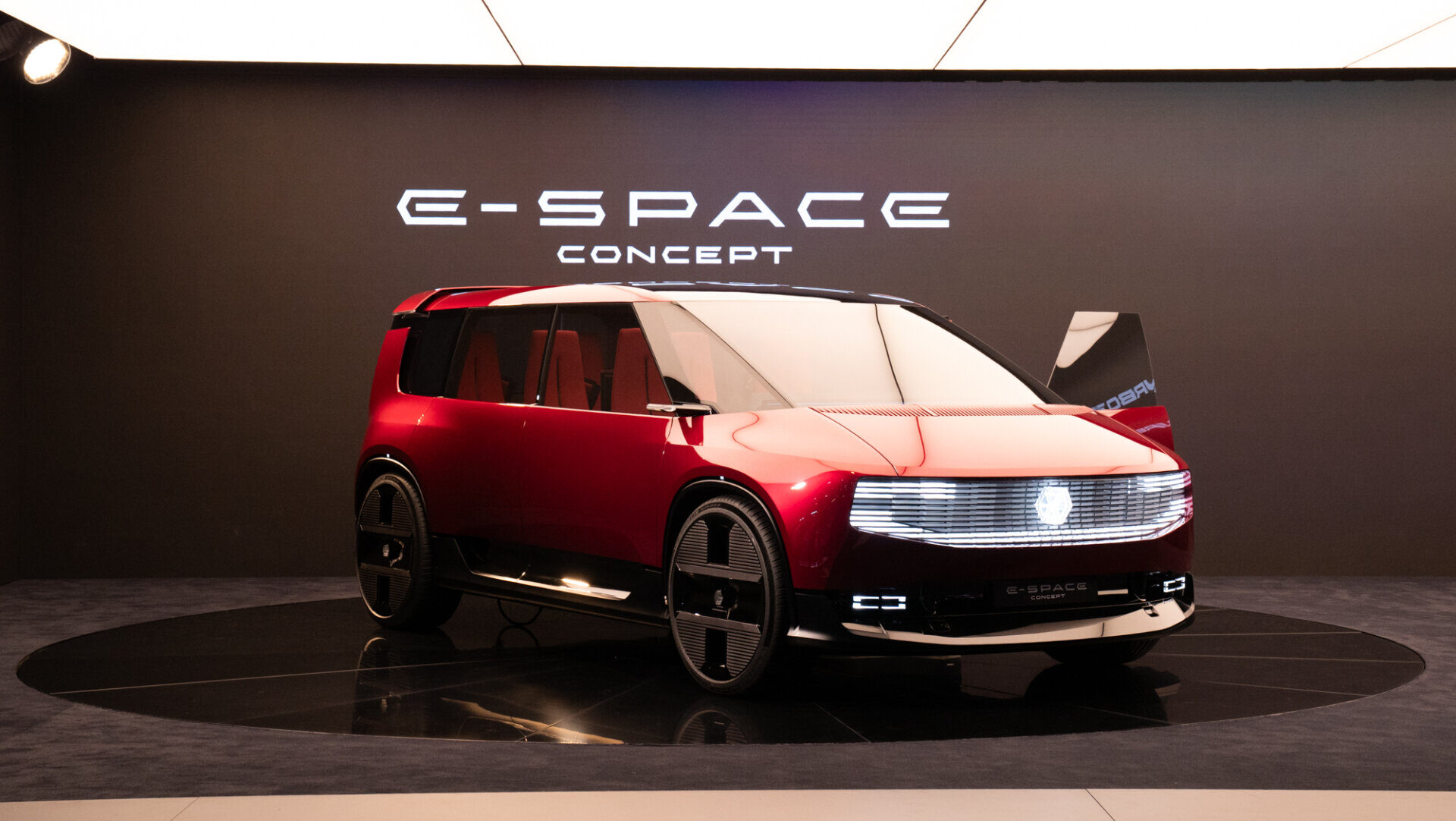 Prototipo Renault E-Space Concept en el Salón del Automóvil de París 2026