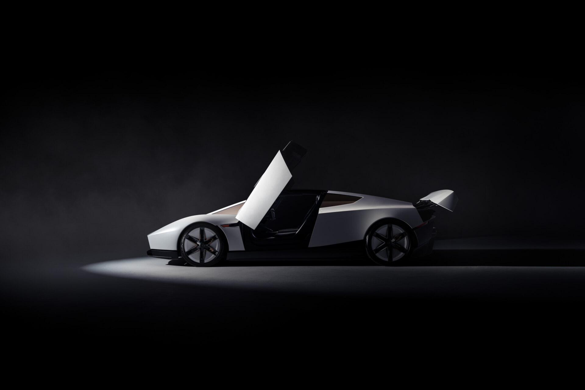Lateral del Tesla Roadster